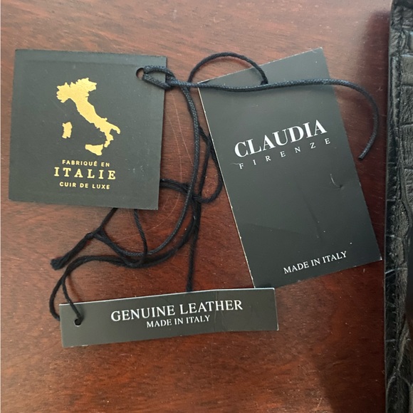 Claudia Firenze Black Crocodile-Patterned Satchel - Picture 6 of 6